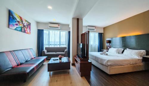 Suite with City View