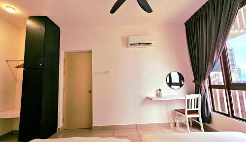 One Bedroom Cozy Apartment (Sea & City View and Near Elevator)