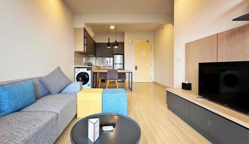 Executive 2-Bedroom with 1 Parking