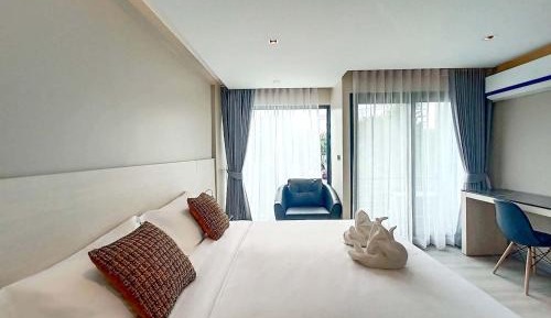 Standard King Room