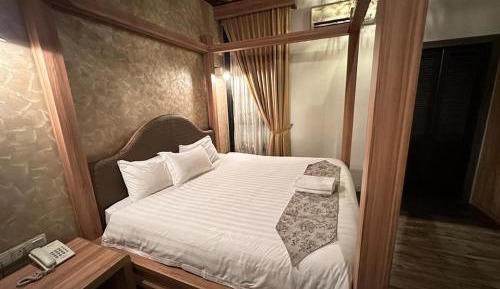King Room with Garden View