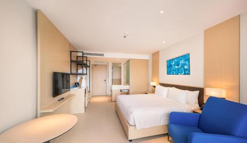 Deluxe King Room