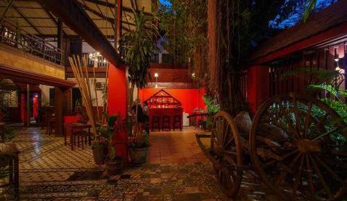Deluxe Double or Twin Room with Garden View