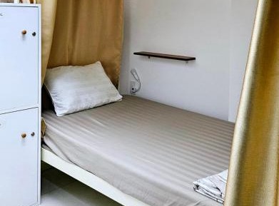 6-Bed Mixed Dormitory Room
