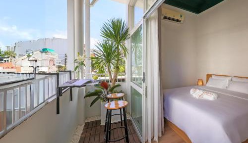 Deluxe Double Room with Balcony