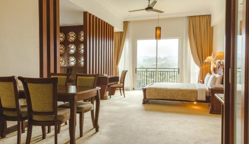 Cameron Suite