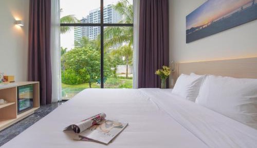 Deluxe Double or Twin Room with Garden View