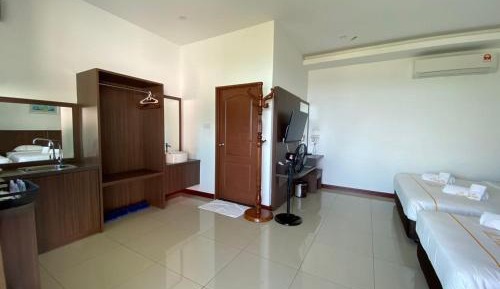 Deluxe Quadruple Room