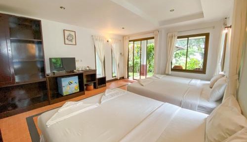 Quadruple Room with Balcony
