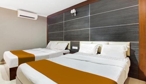 Deluxe Family Room