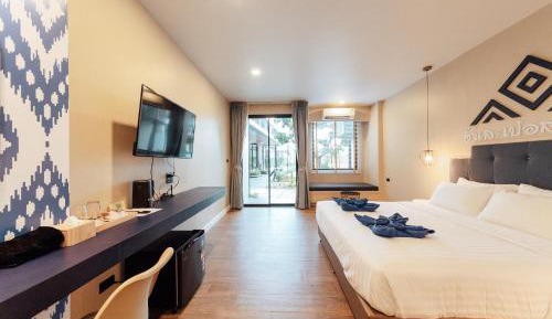 Superior King Room
