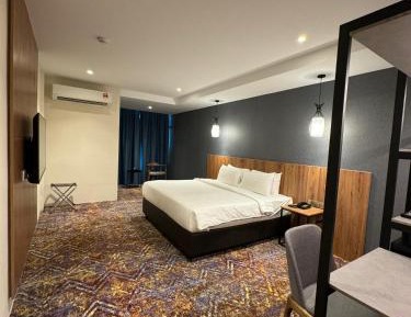 Superior King Room