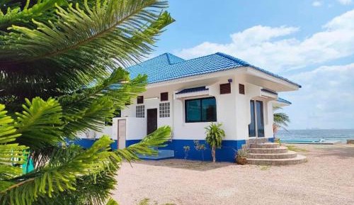 Villa with Sea View