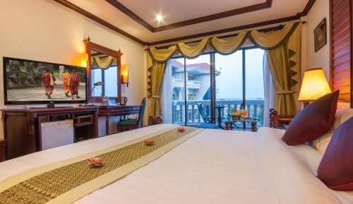 Landmark King Room