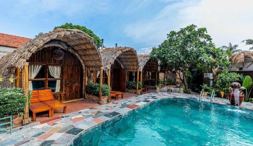 Bungalow Double with Garden View