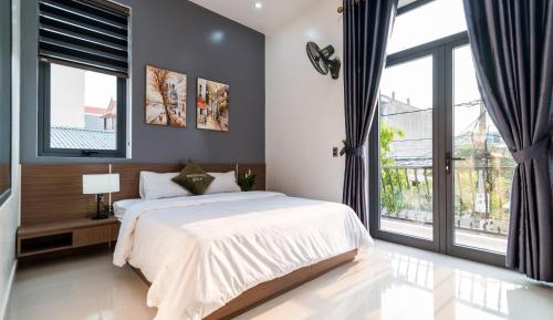 Deluxe Double Room with Balcony