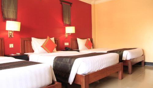 Superior Triple Room with Balcony