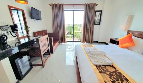 Deluxe Double Room with Balcony