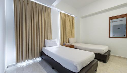 Deluxe Twin Room