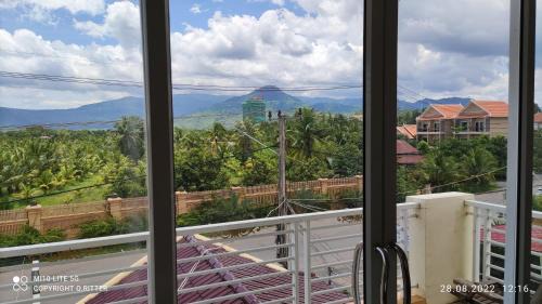 Family Room with Mountain View
