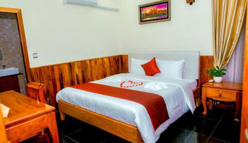 Deluxe King Room