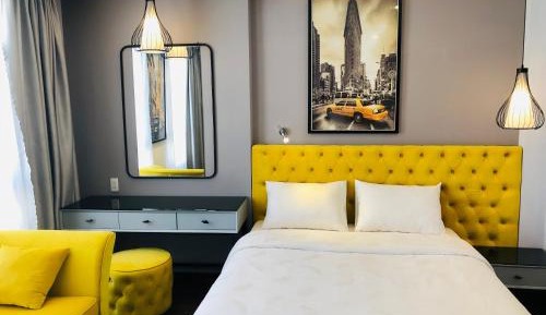 Deluxe Apartment