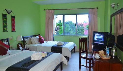 Deluxe Twin Room - Free Pickup at Bus Station