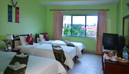 Superior Triple Room - Free Pickup at Bus Station