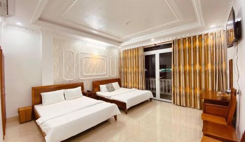 Deluxe Family Room