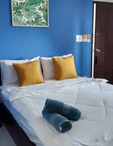 Triple Room with Private Bathroom
