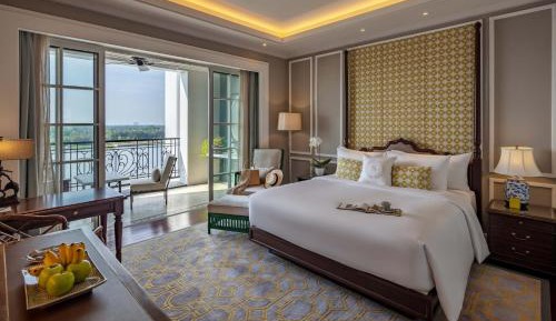 Deluxe King Room with River View