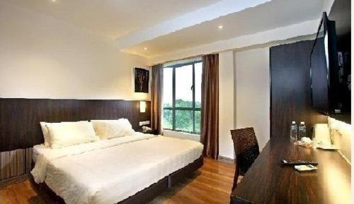 Superior King Room