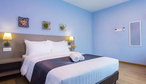 Standard Queen Room
