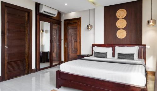 King Room with Mountain View