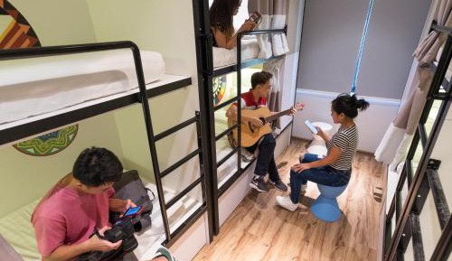 Bed in 6-Bed Mixed Dormitory Room with Shared Bathroom (No Window)