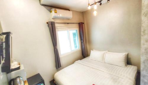 Standard King Room