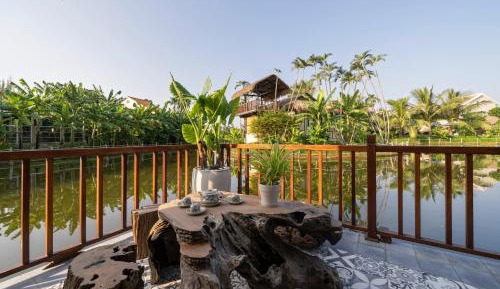 Floating Bungalow
