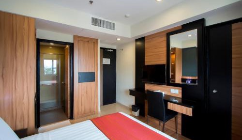 Standard Queen Room