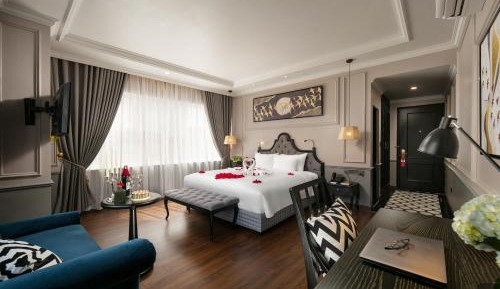 Imperial Suite with City View
