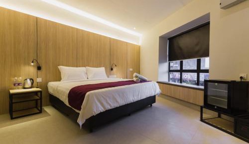Superior King Room