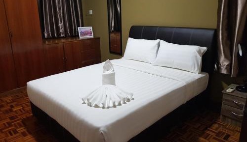 Queen Room
