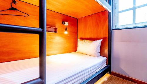 Bed in 6-Bed Mixed Dormitory Room