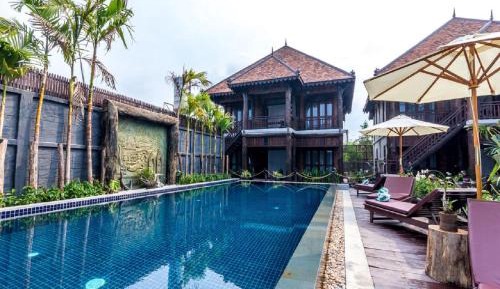 Premier Family Villa with Balcony