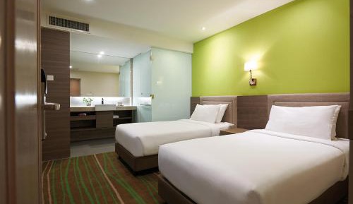 Cosmo Room Twin (No Window)