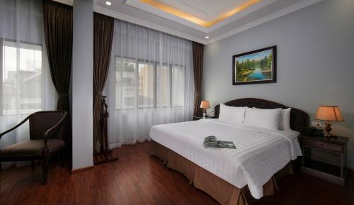 Deluxe Double or Twin Room with City View