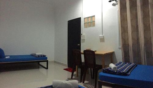 Triple Room with Shared Bathroom