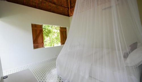 Deluxe Room (2 Adults + 1 Child)