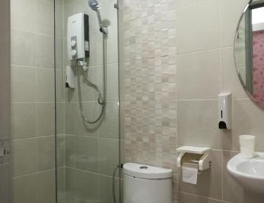 Double or Twin Room with Private Bathroom