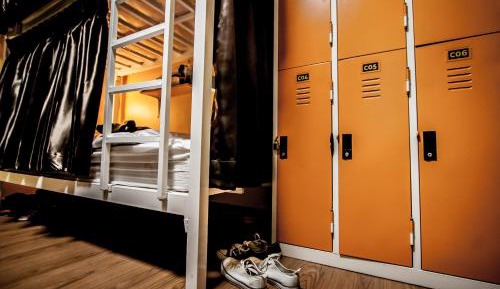 Bed in 6-Bed Mixed Dormitory Room