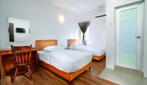 Standard Twin Room